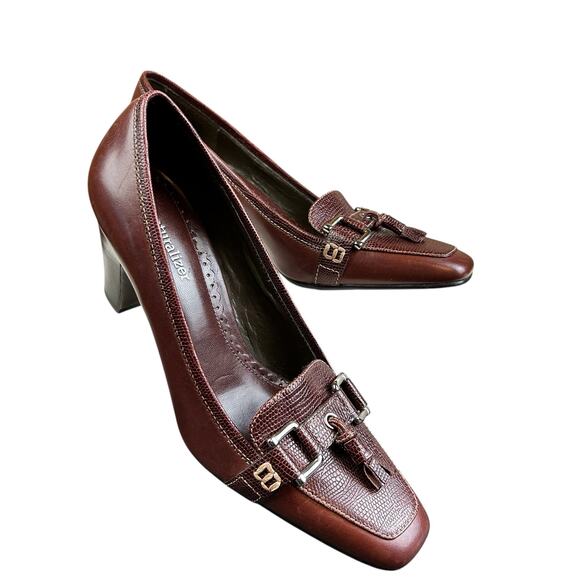 Naturalizer Honor Pumps Women Size 6 1/2 Burgundy Brown Leather Tasseled Buckle - Picture 1 of 11